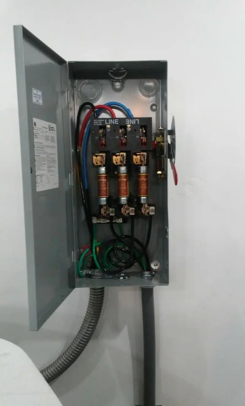 Three-phase disconnect switch installed for Smoke Detector Installation in Carrollwood